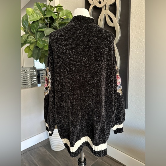 ZARA Knit Floral Appliqué Chunky Open Cardigan - Picture 8 of 14